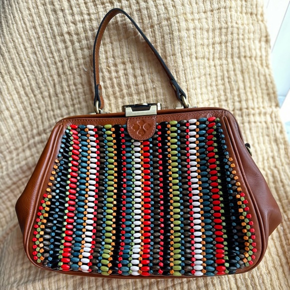 RARE Patricia Nash leather satchel w/exquisite wooden beadwork & unique latch. - Picture 1 of 9